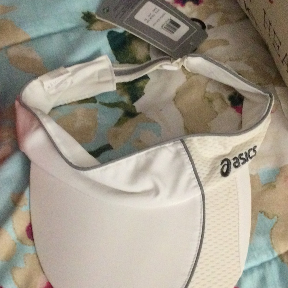 Asics White and Gray Women's Performance Visor